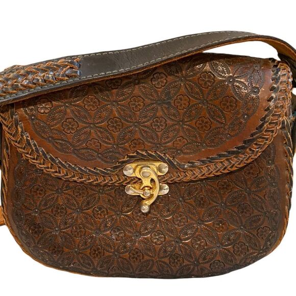 Engraved Genuine Leather Handmade Purse Made in Mexico - Picture 1 of 12